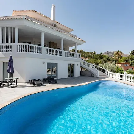 Roble Benalmádena